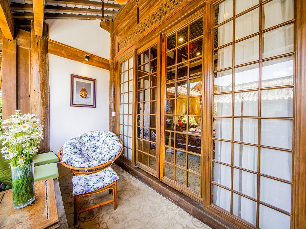 Old Tree Boutique Guesthouse Ліцзян Екстер'єр фото