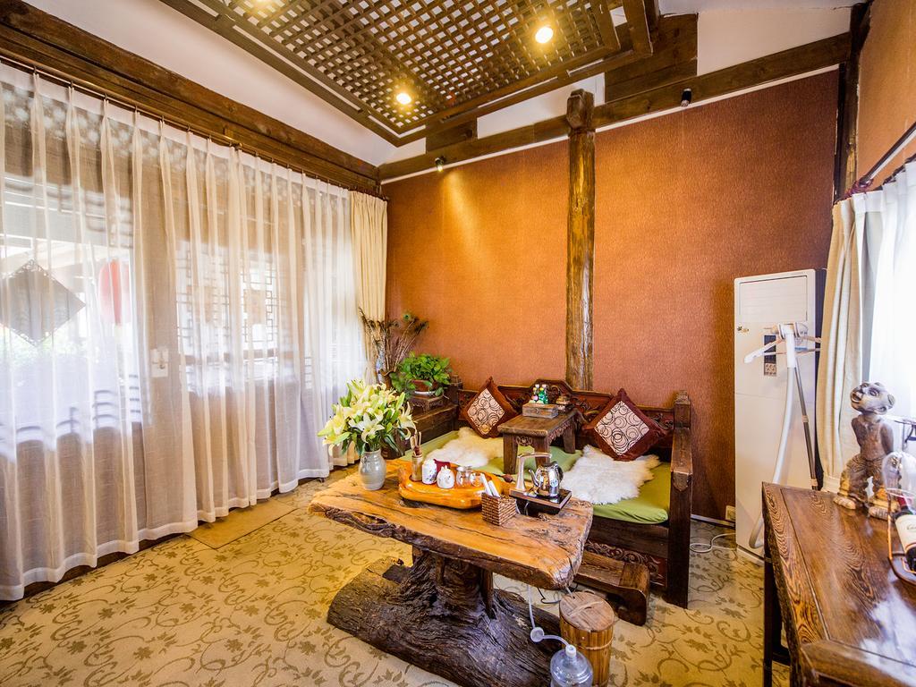 Old Tree Boutique Guesthouse Ліцзян Екстер'єр фото
