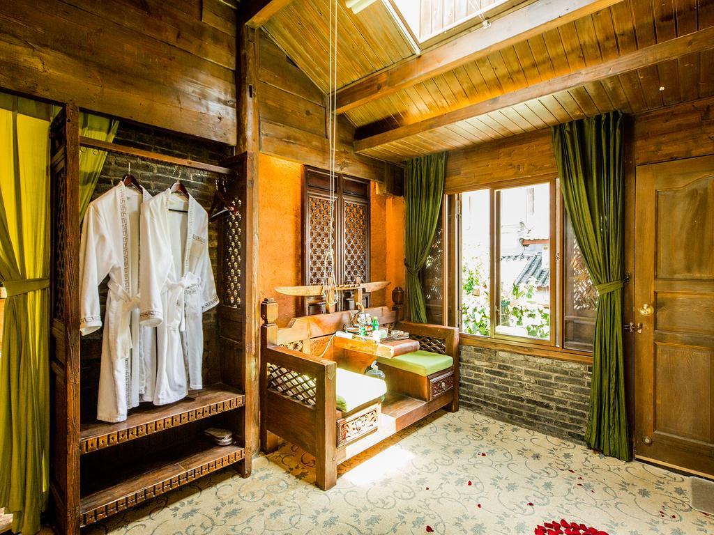 Old Tree Boutique Guesthouse Ліцзян Екстер'єр фото