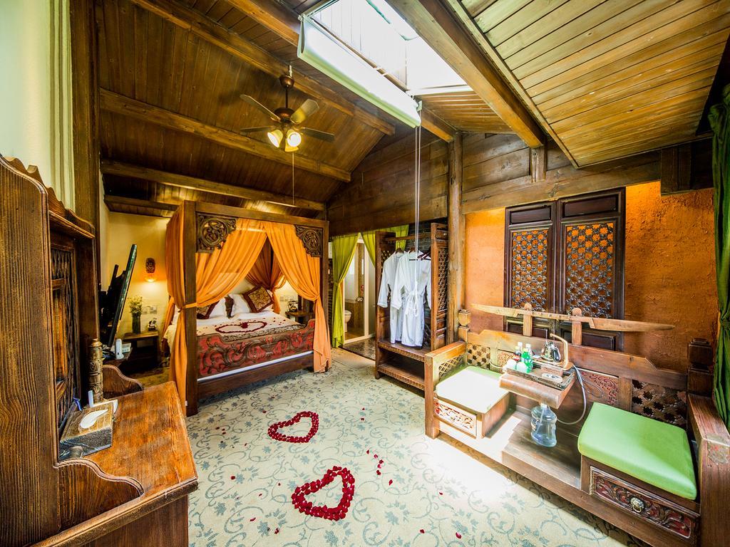 Old Tree Boutique Guesthouse Ліцзян Екстер'єр фото