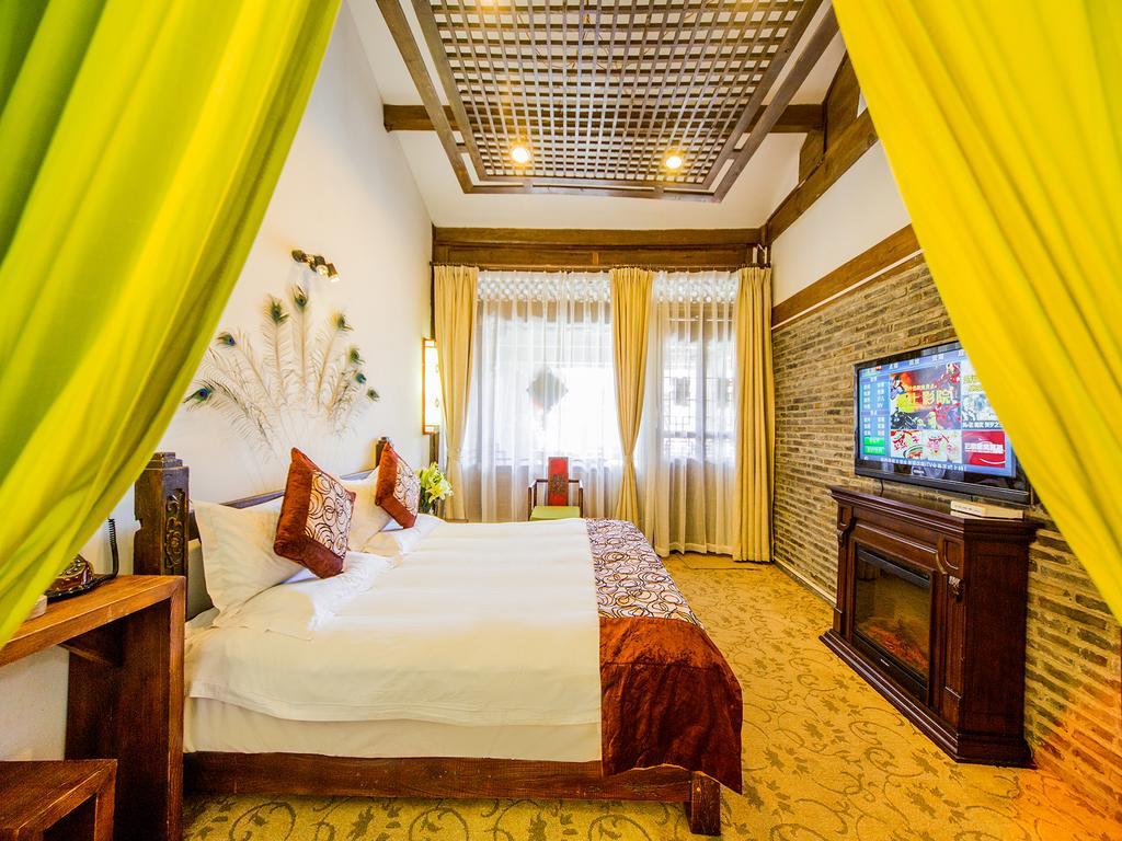 Old Tree Boutique Guesthouse Ліцзян Екстер'єр фото
